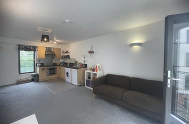 Park West, Radford, Derby road - Image 3